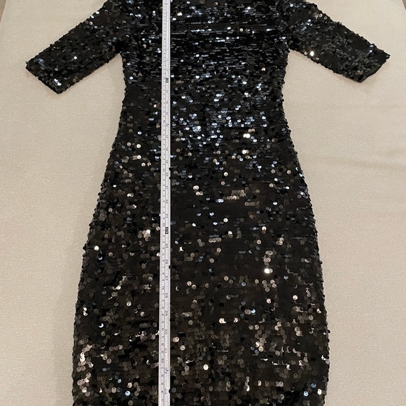 Authentic BCBG sequins dress - Picture 7 of 9